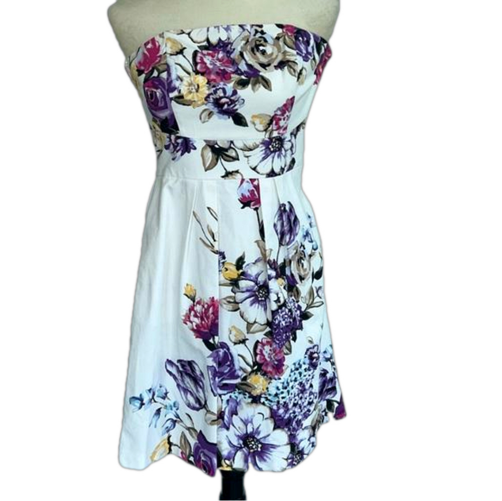 White House Black Market: White Strapless Dress w/ Floral Pattern: Size 0
